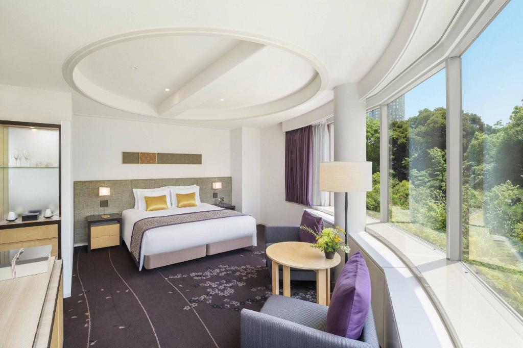 Upper, Guest Room, Junior Suite, King Bed, High Floor