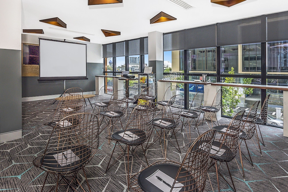 Rydges Perth Kings Square 58/63