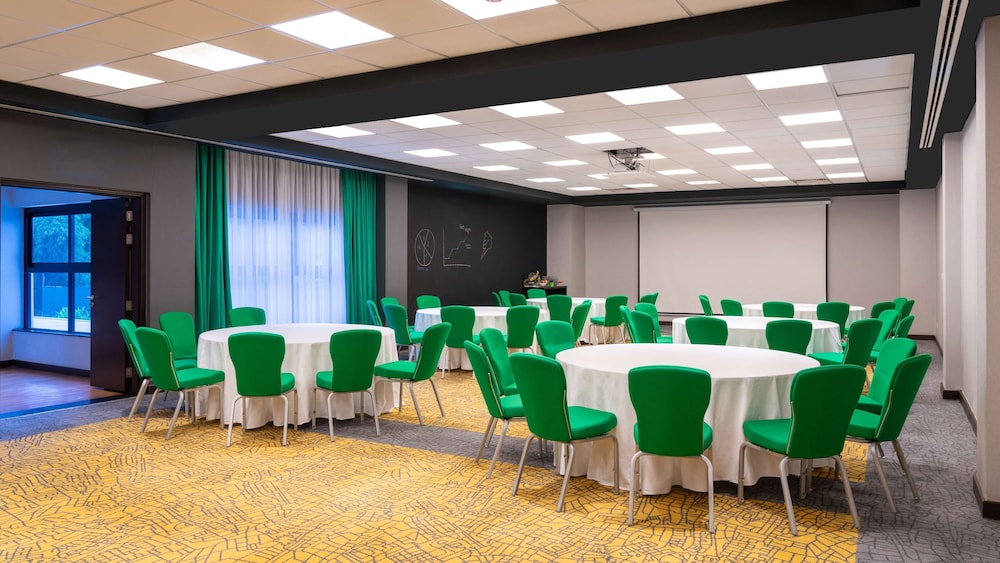 Park inn By Radisson Nairobi Westlands 60/69