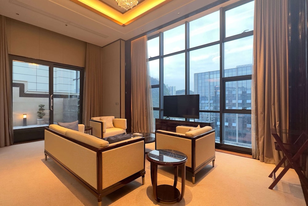 Wyndham Grand Tongren Downtown Hotel 37/56