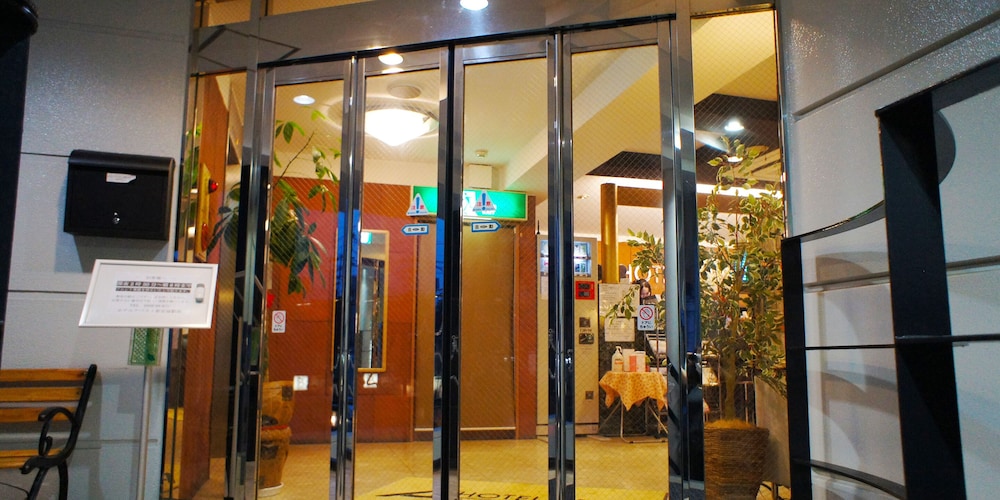 Hotel Abest Shinanjo Ekimae 45/50
