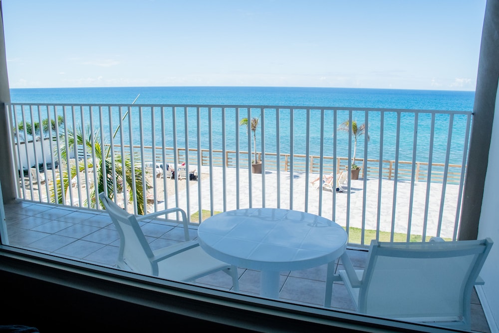 Villa Cofresi Hotel 44/50
