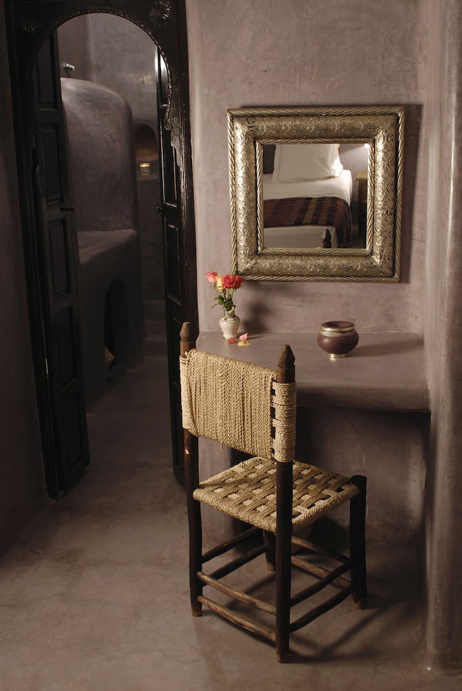 Riad Tawargit 41/50