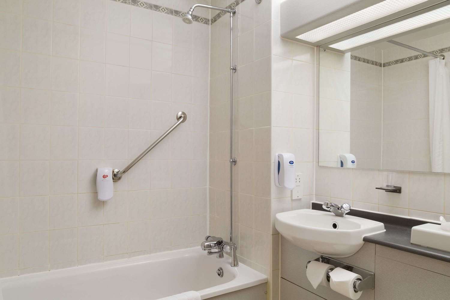 Days Inn by Wyndham Taunton 11/11