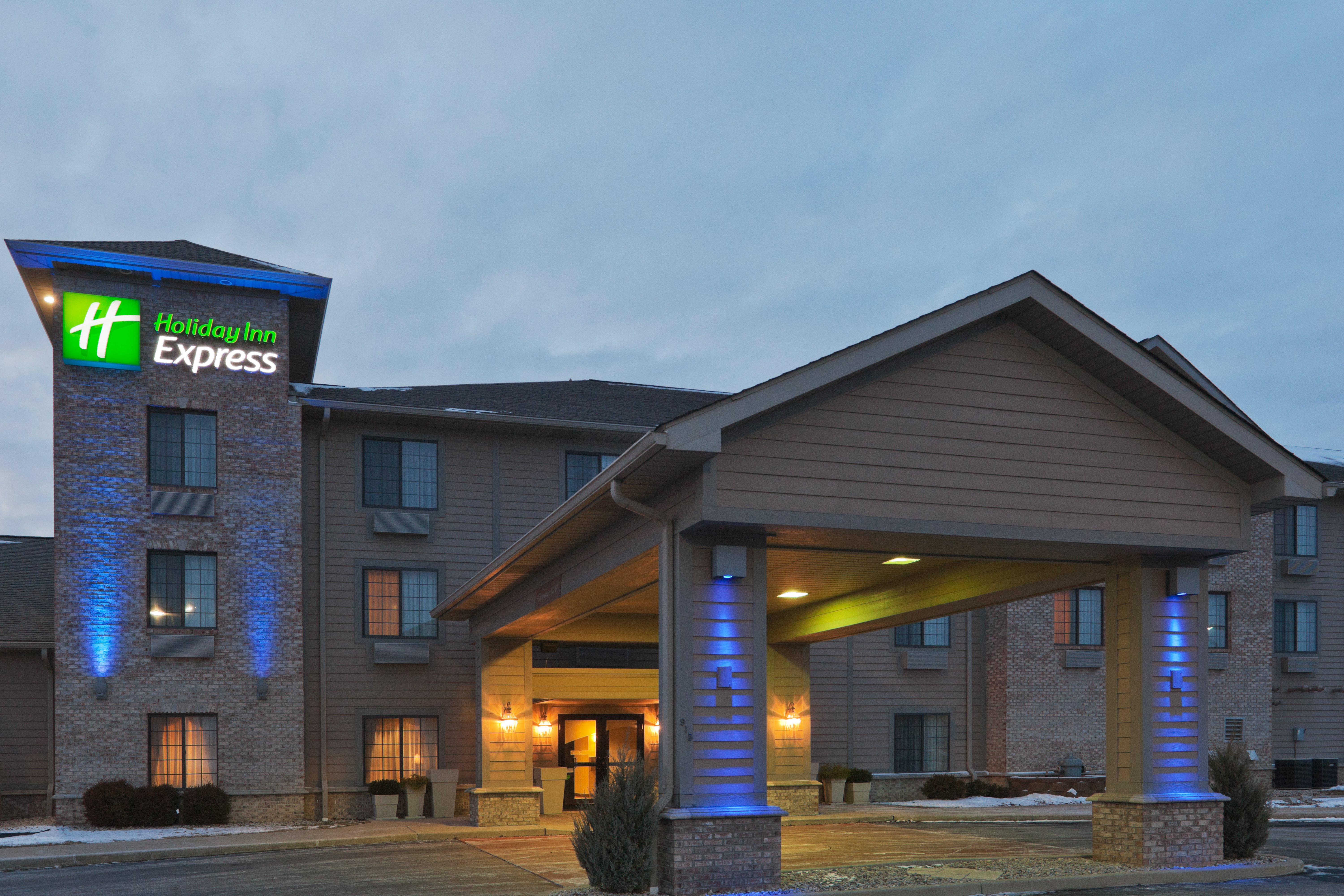Holiday Inn Express Greensburg 2/50