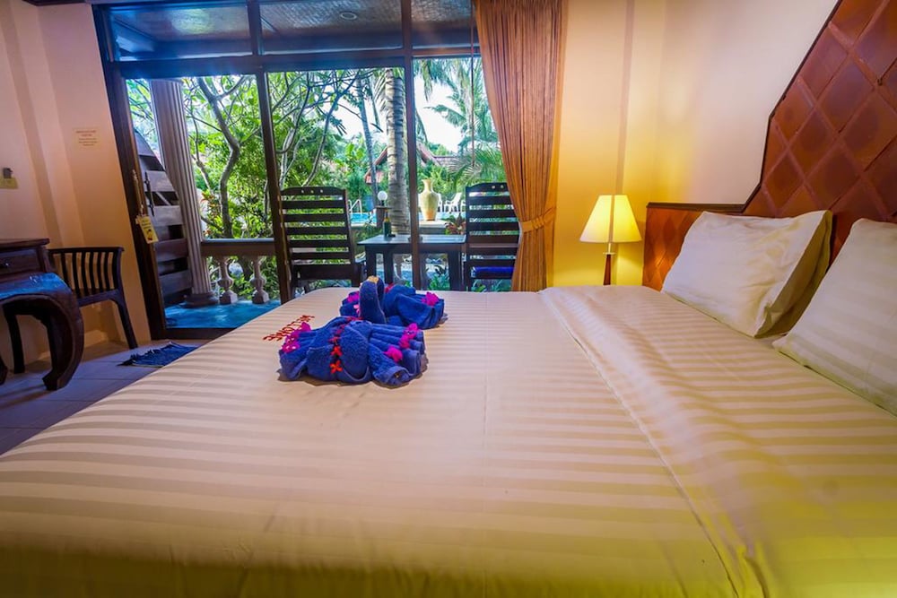 Laguna Beach Club Resort 34/76