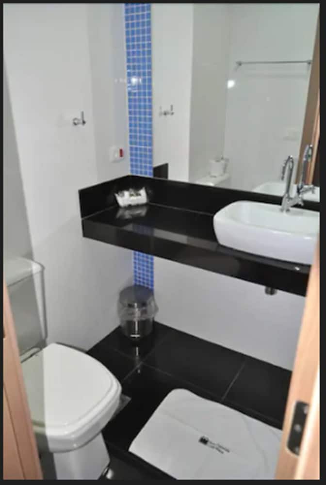 STANDARD, DOUBLE OR TWIN BED