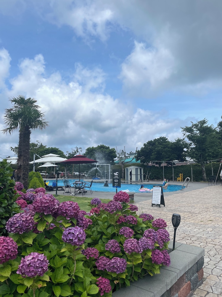 Hallim Resort 63/65