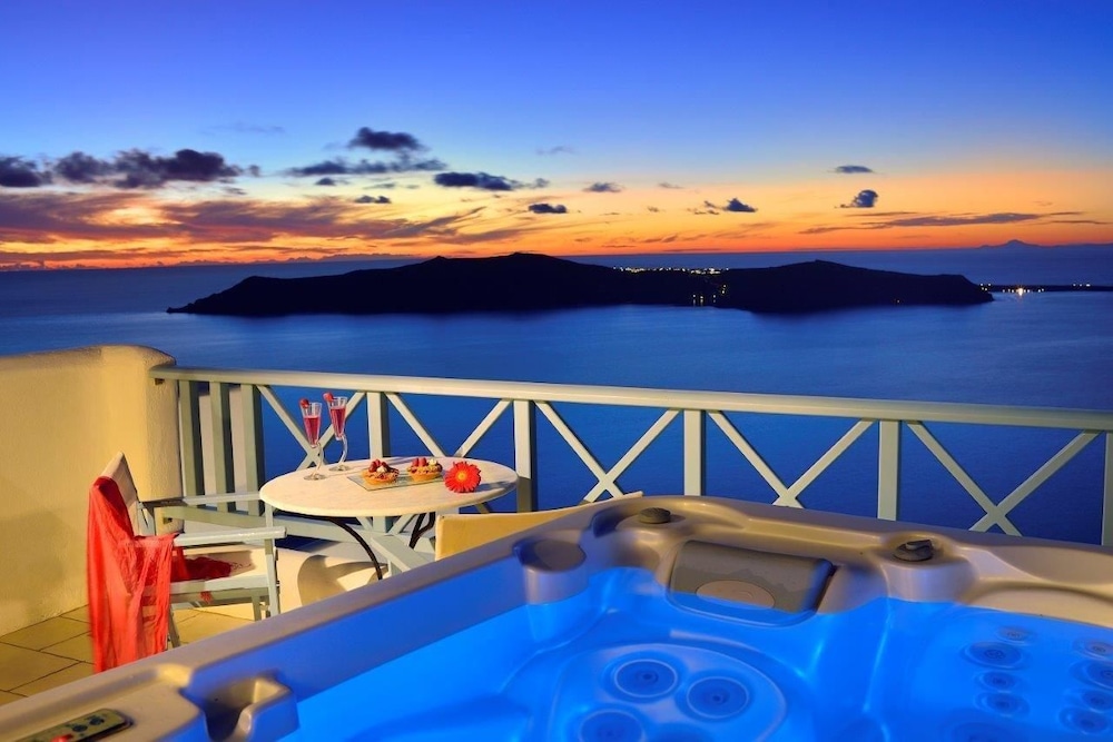 Absolute Bliss Imerovigli Suites 50/63