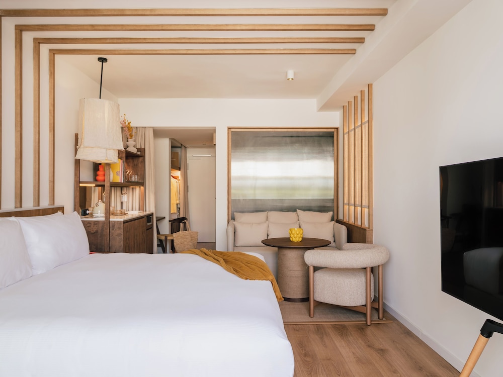 Extra Me, Junior Suite, Double Bed
