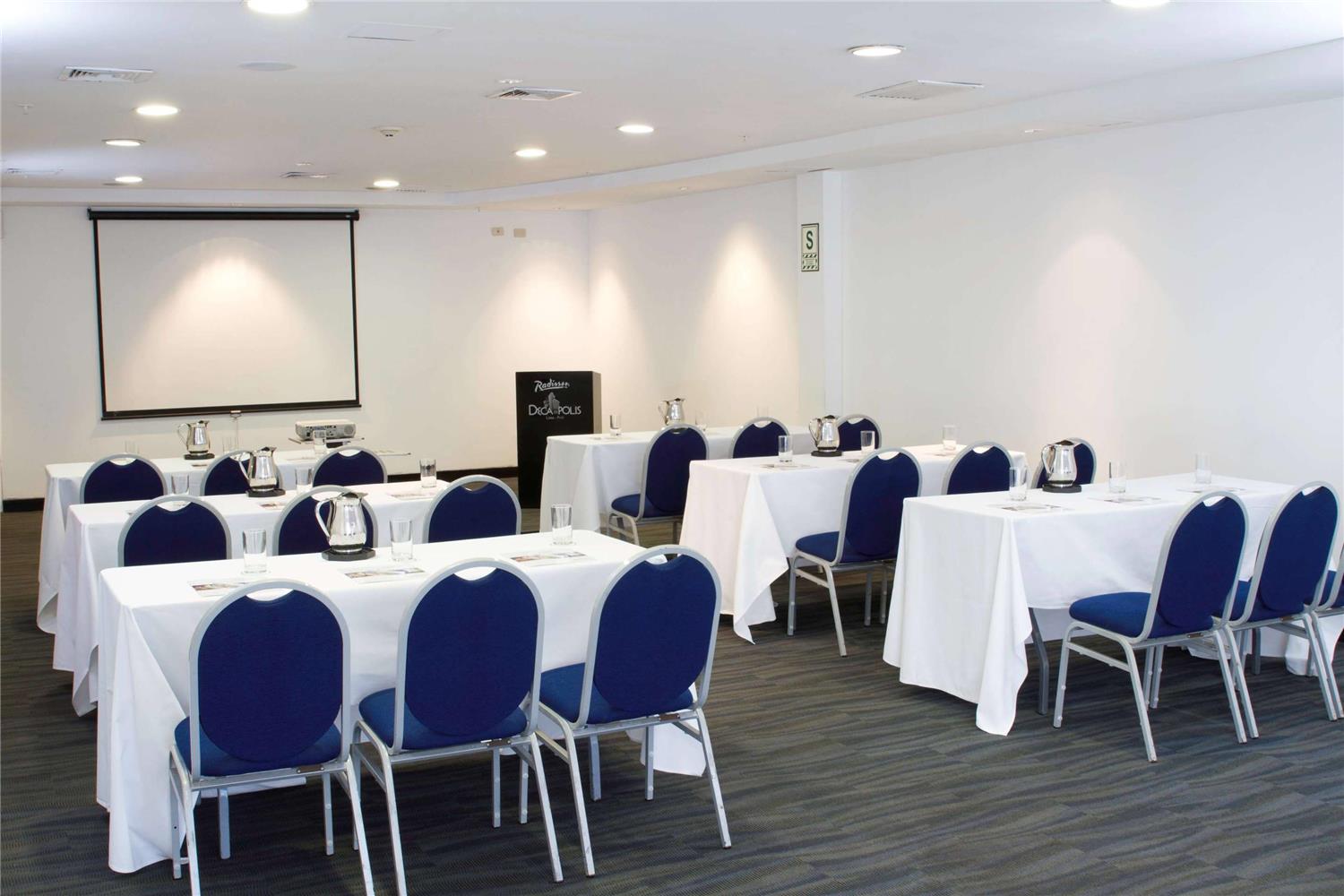 Radisson Hotel Decapolis Miraflores 23/25