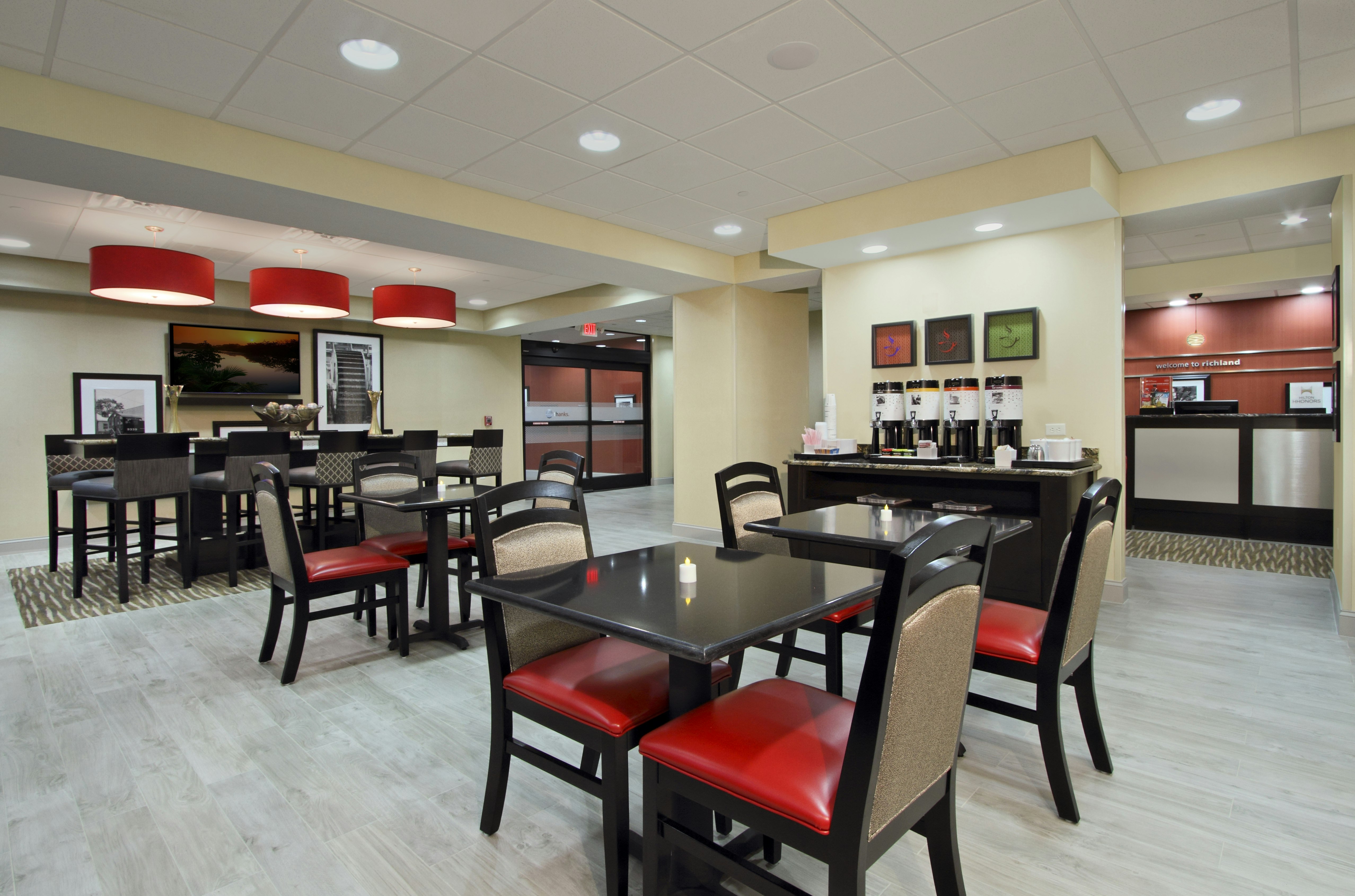 Hampton Inn Richland 24/43