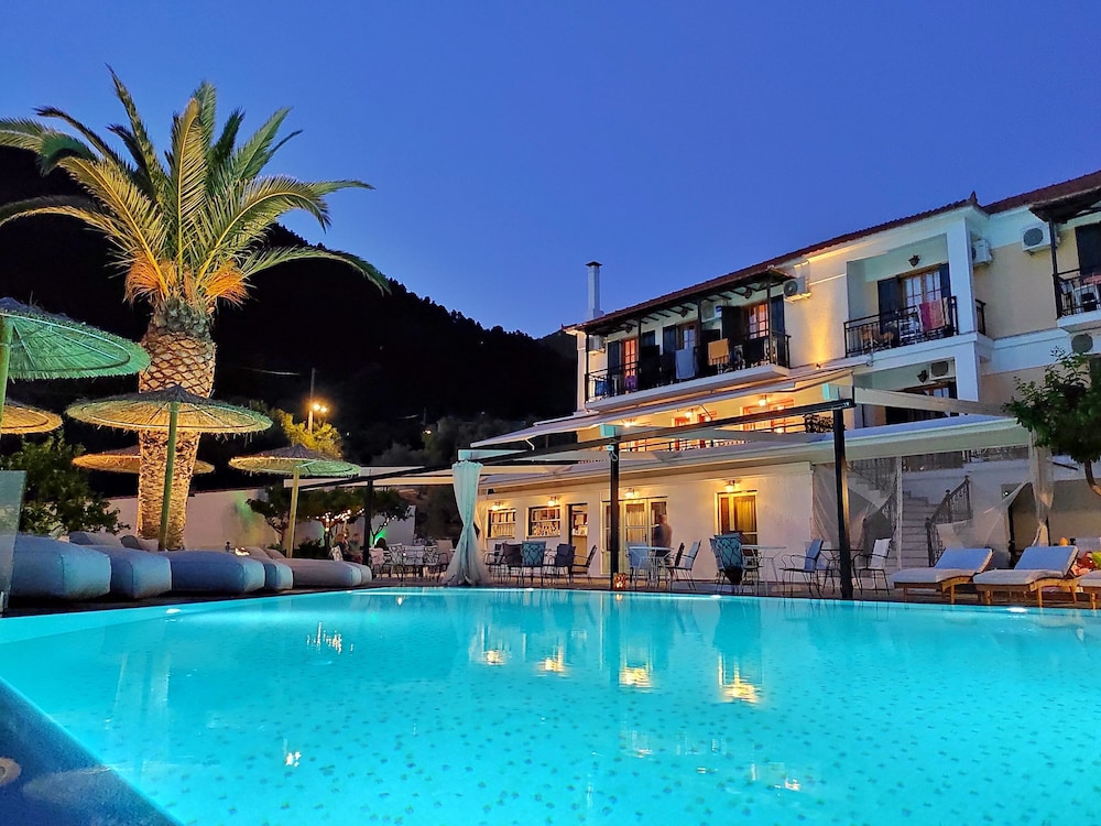 Panormos Beach 5/50