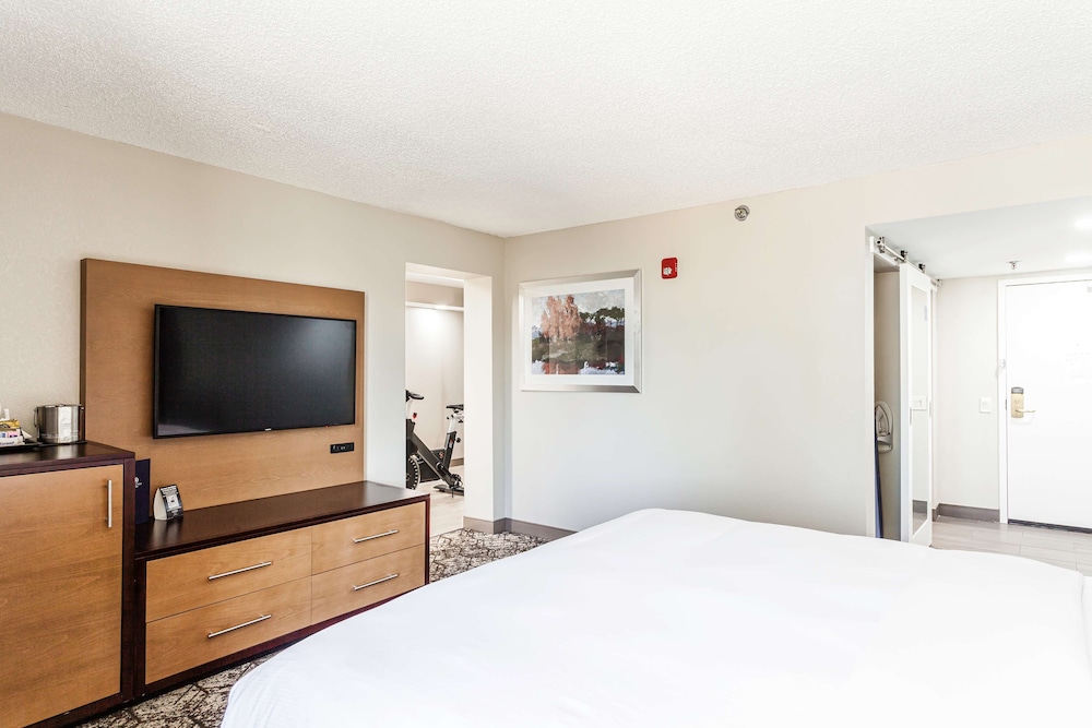 Doubletree Memphis 25/68