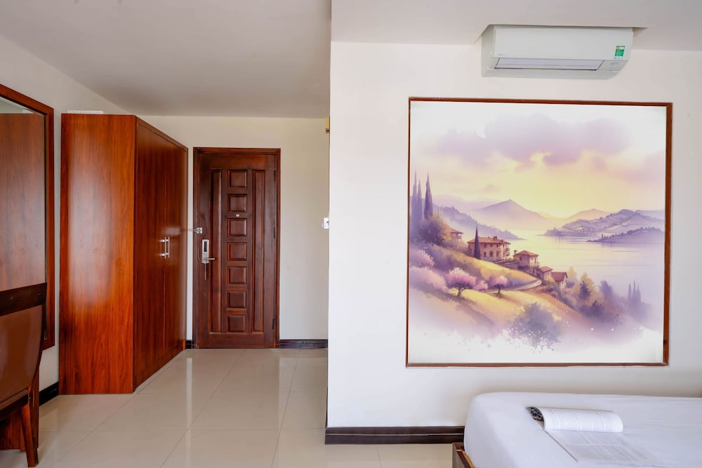 Quoc Cuong Center Hotel 38/49