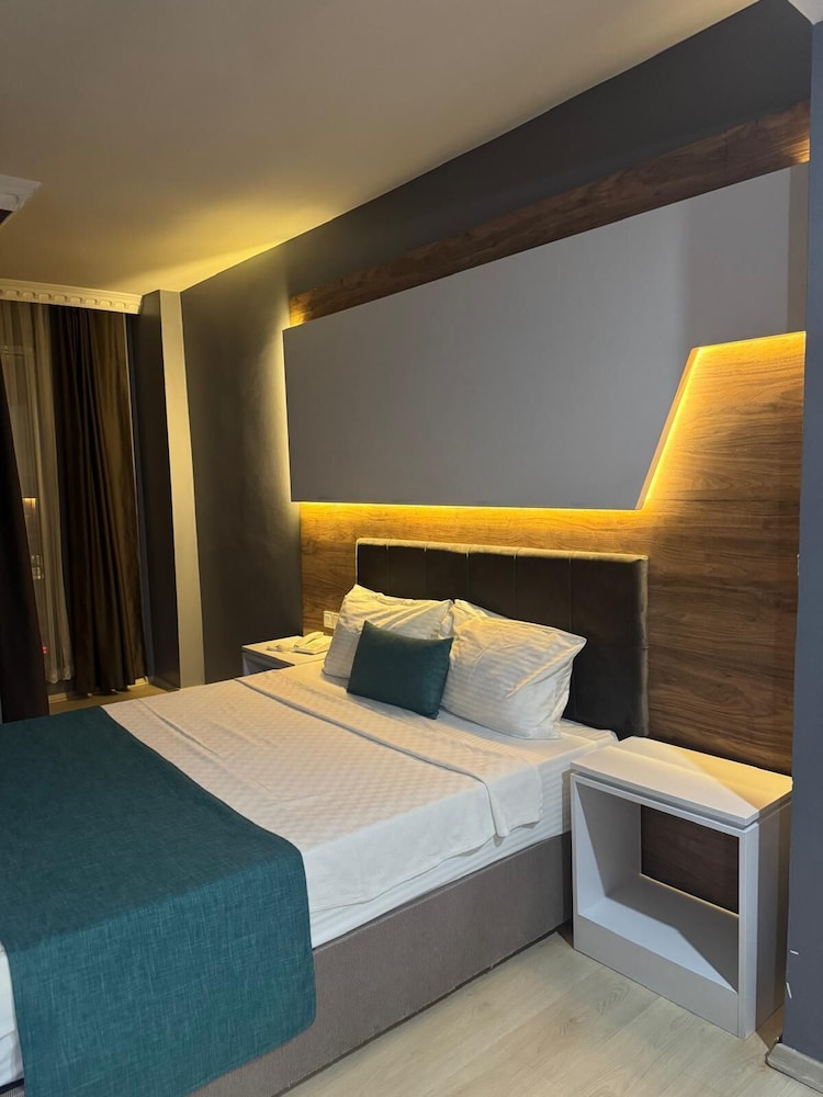 Bozoogullari Otel 3/24