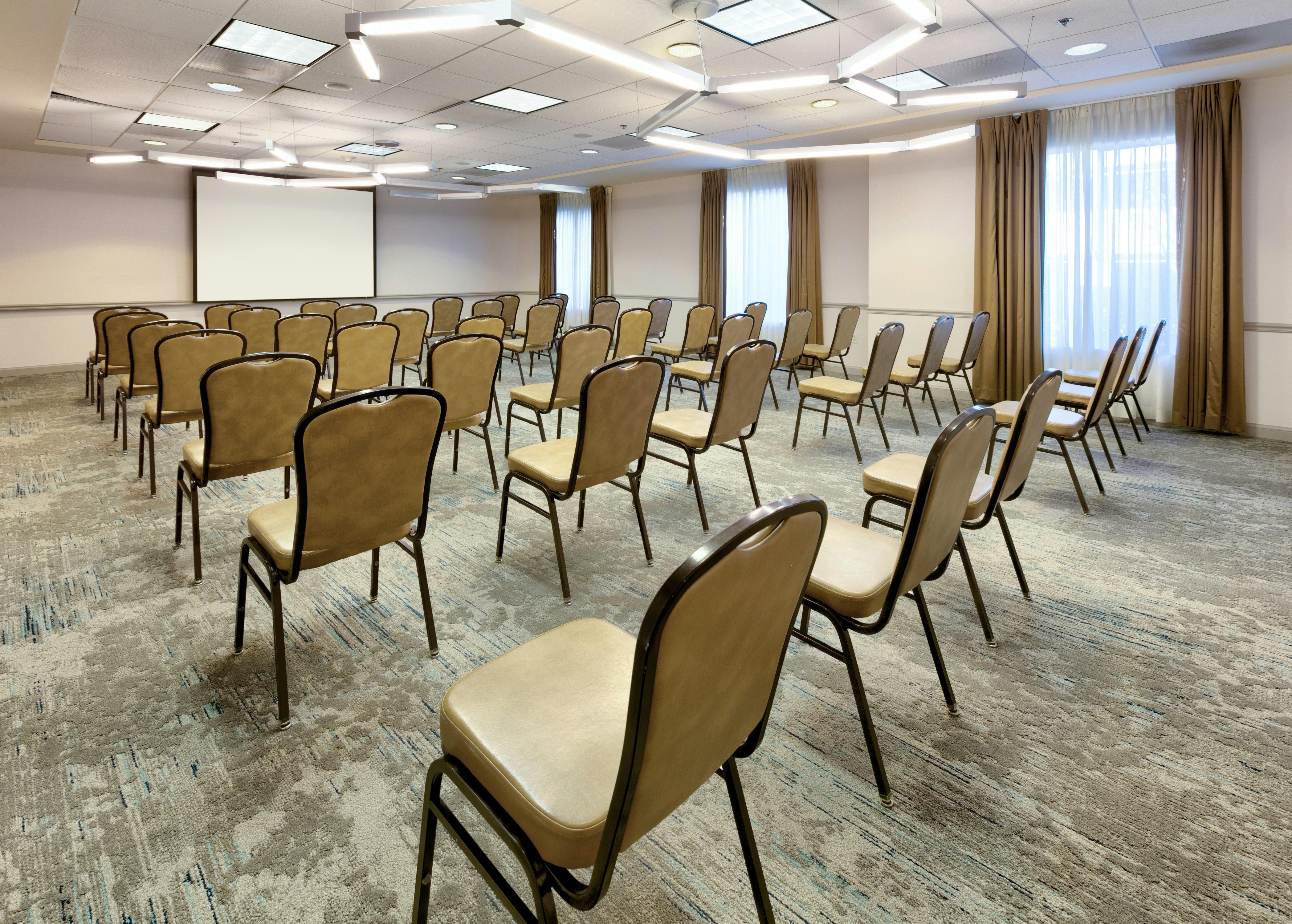 Hilton Garden Inn Irvine East-Lake Forest 17/25
