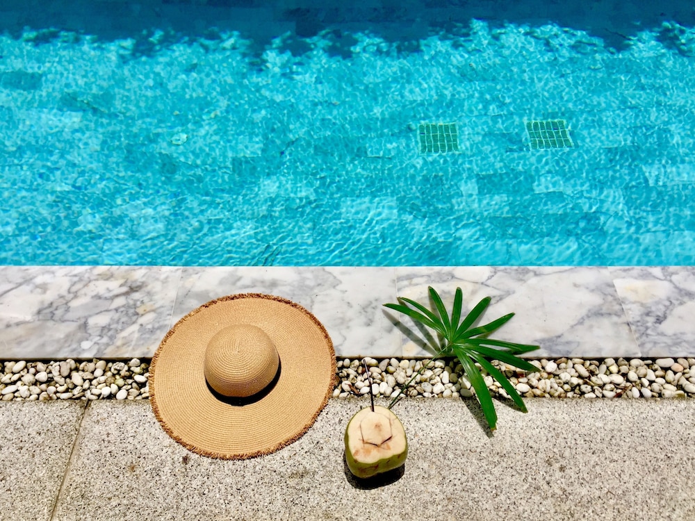 Lemonade Phuket 6/50