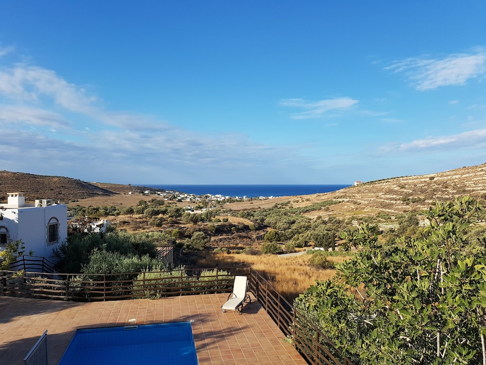 Phaestias Villas 12/22