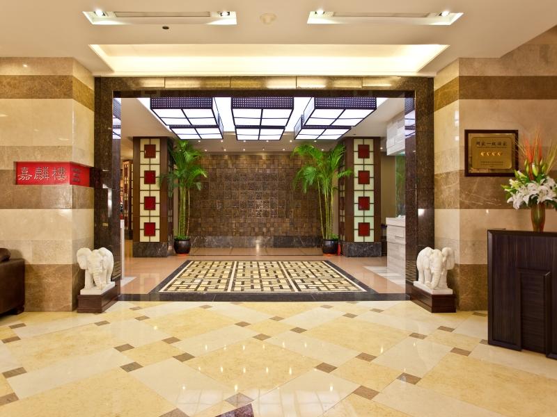 Chinflux Mandarin Hotel 3/44