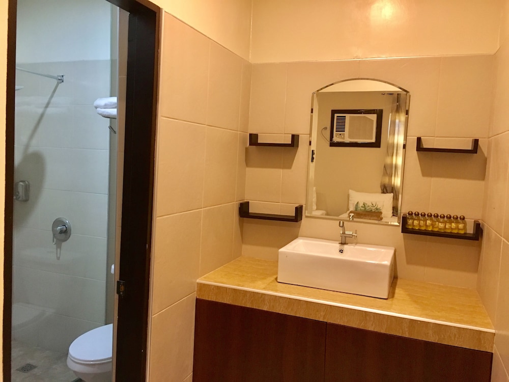 Eon Centennial Resort Hotel & Waterpark 26/28