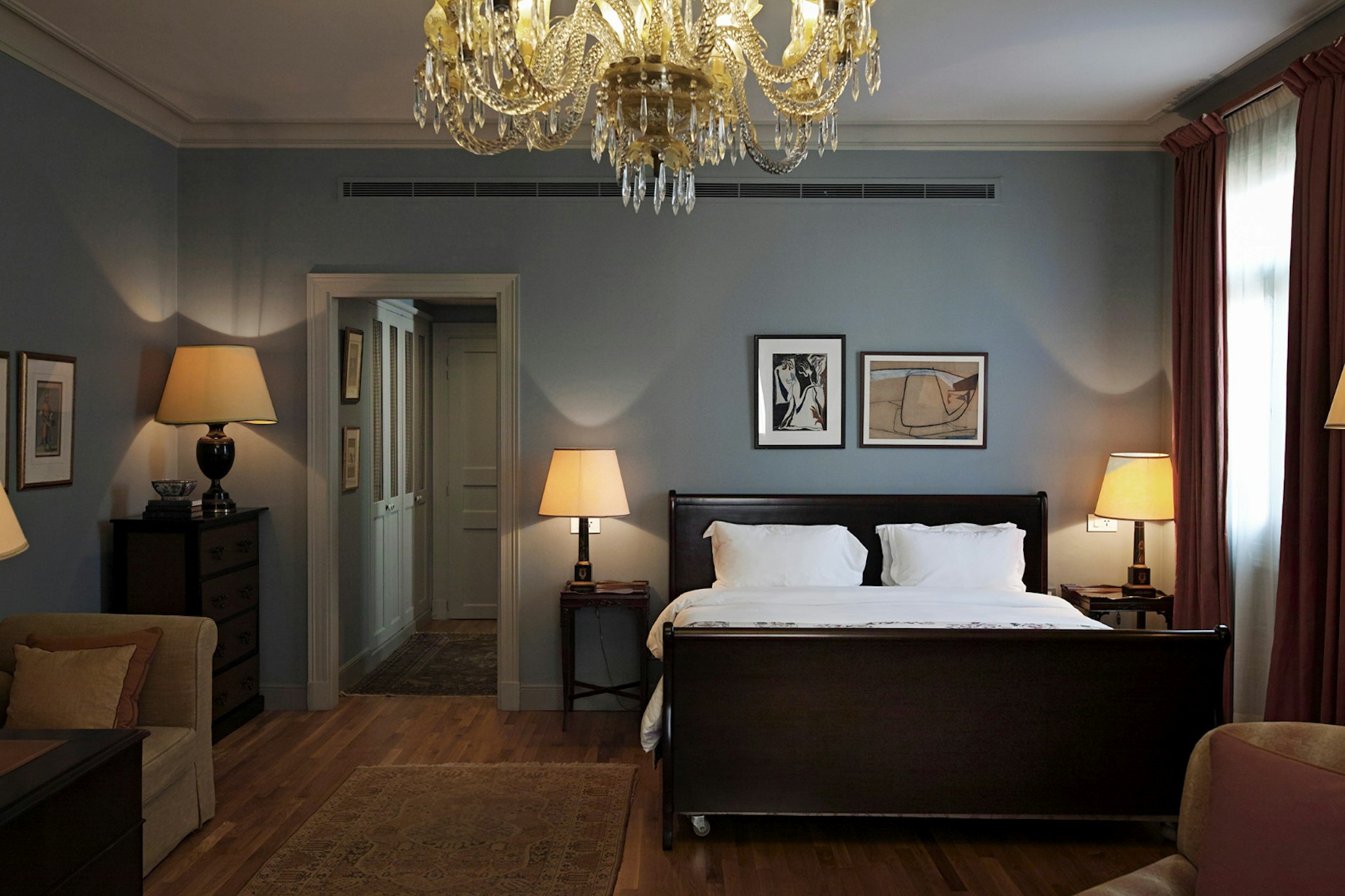 HOTEL ALBERGO 10/36