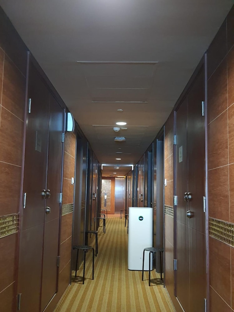 Ramada by Wyndham Hong Kong Grand 44/61