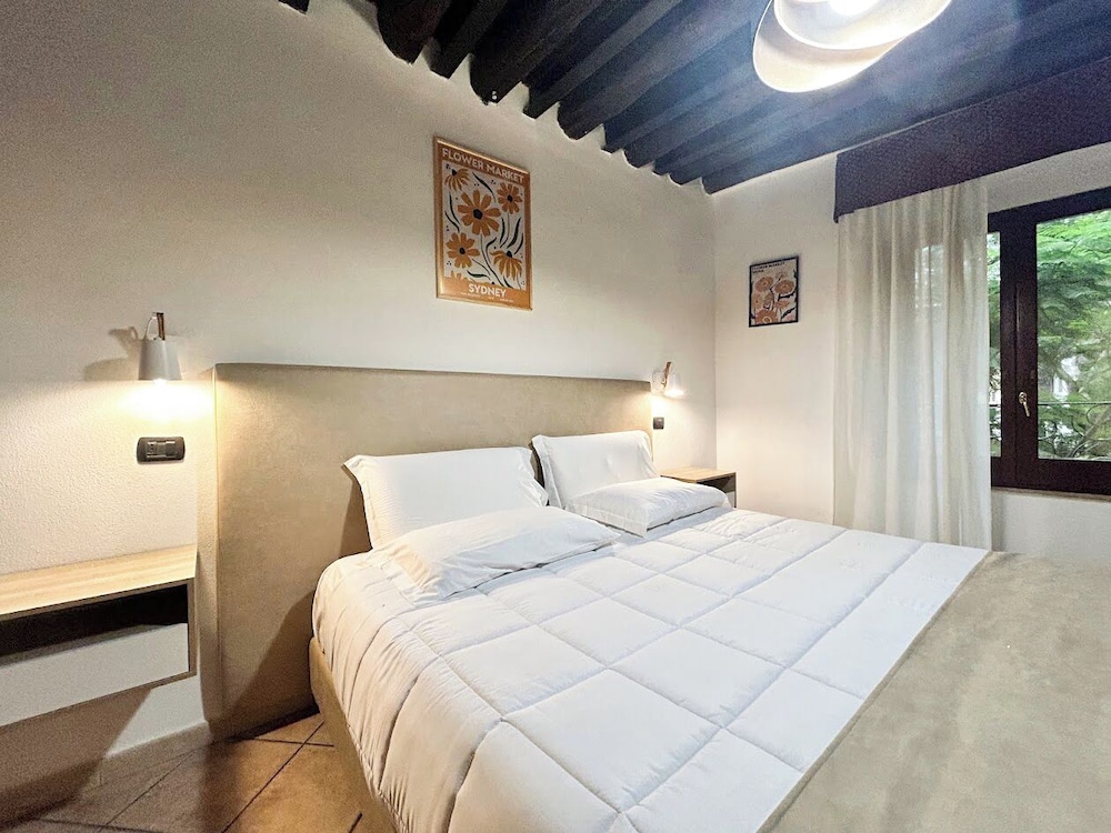 Sardinia Domus 4/68
