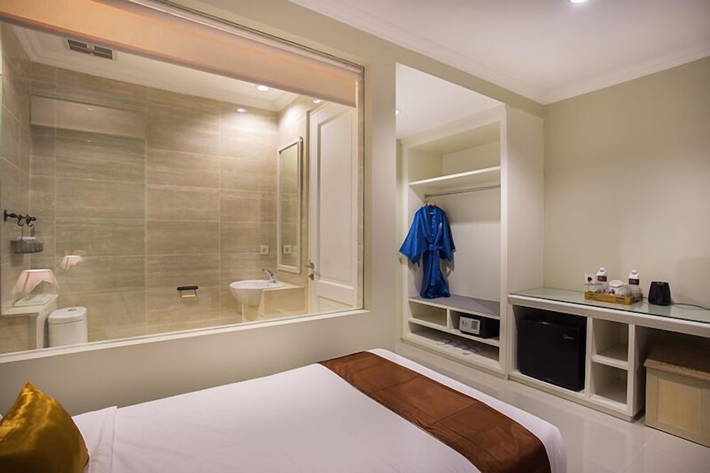 Amalfi Seminyak 27/44