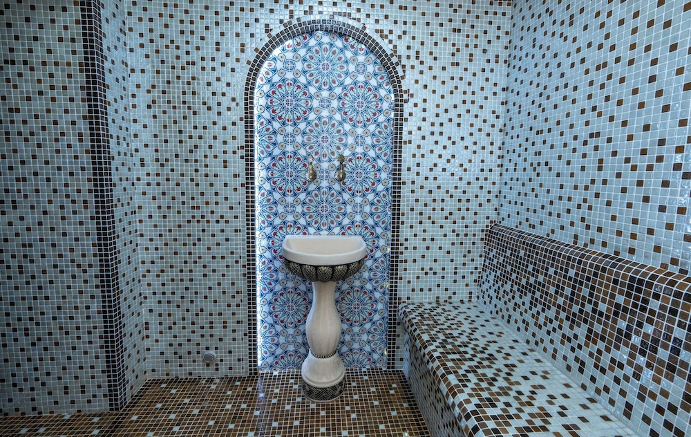 Garnet Hotel Tashkent 57/60