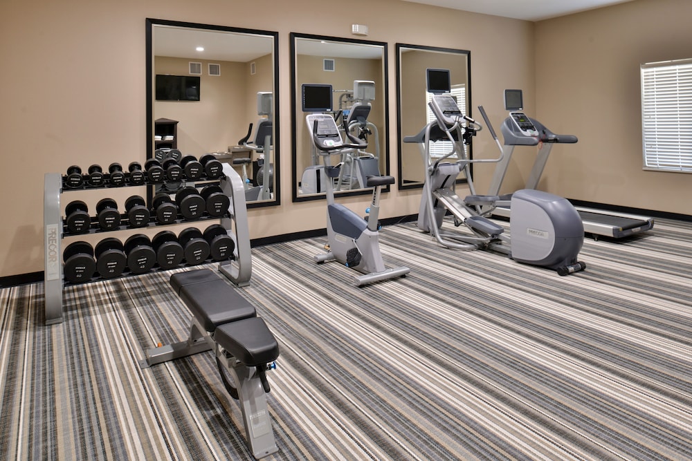 CANDLEWOOD SUITES KENEDY 13/40
