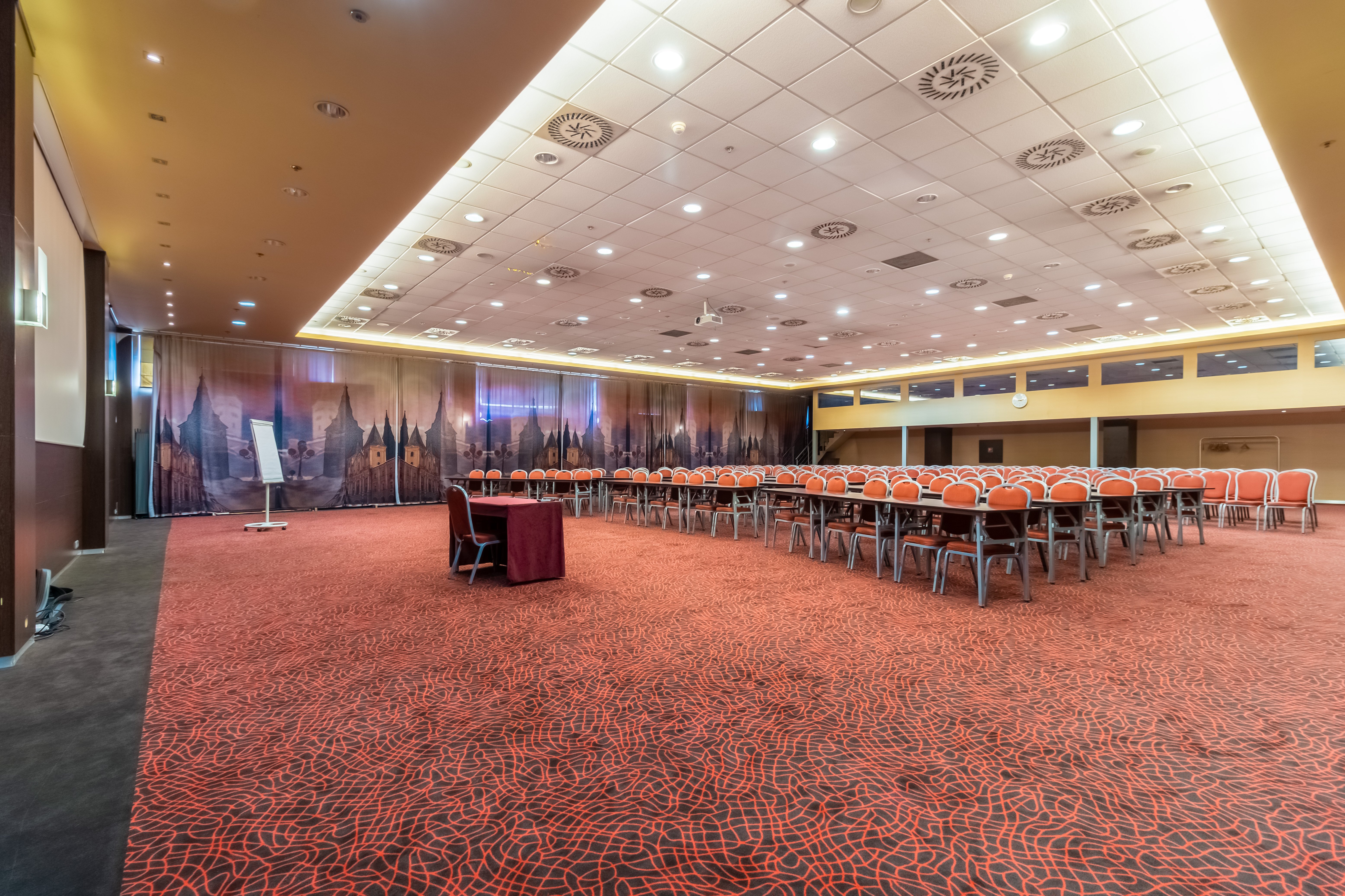 HOLIDAY INN ZILINA 77/78