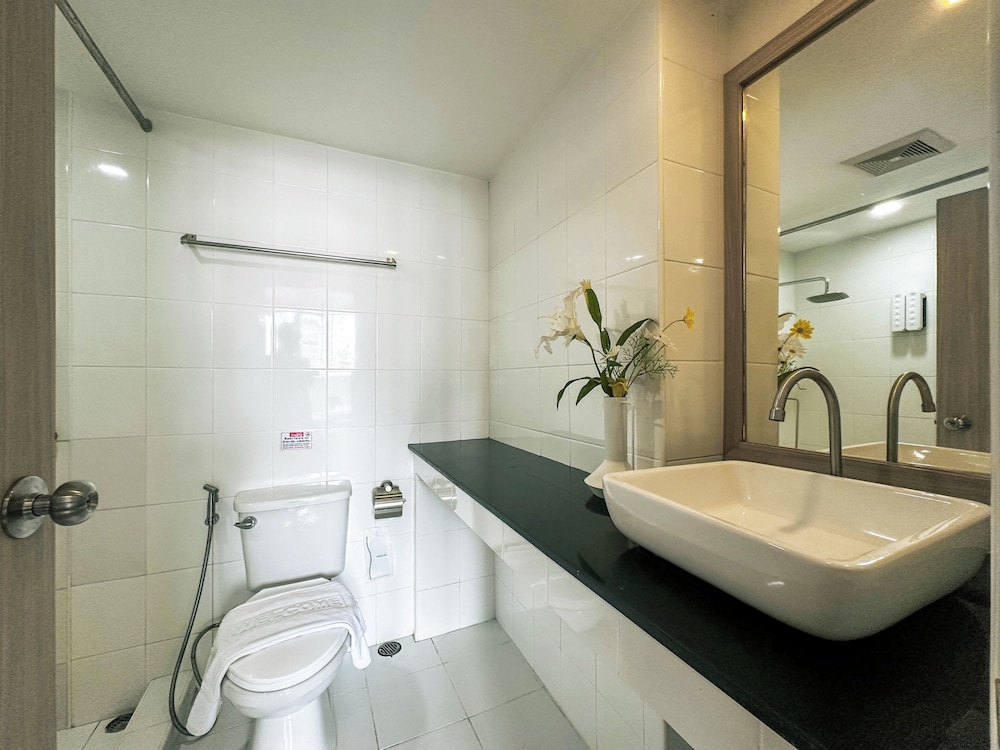 G Boutique Silom Hotel 80/84