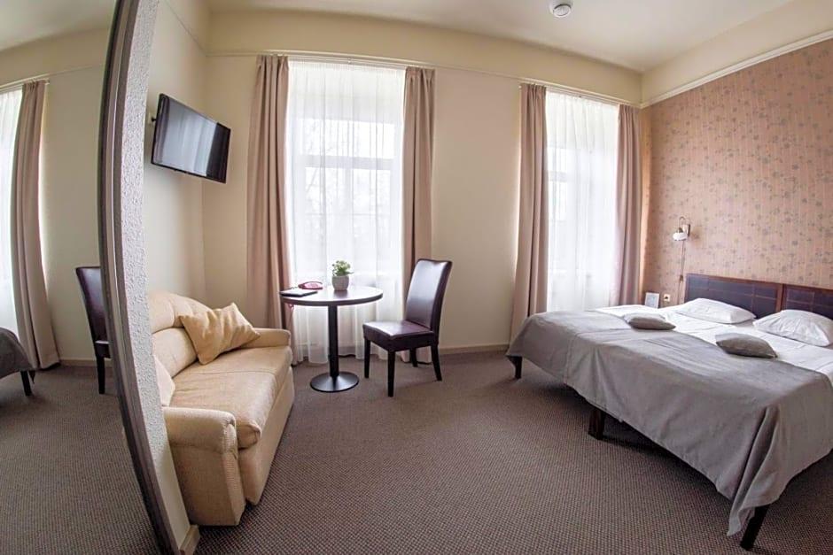Sigulda Hotel 11/57