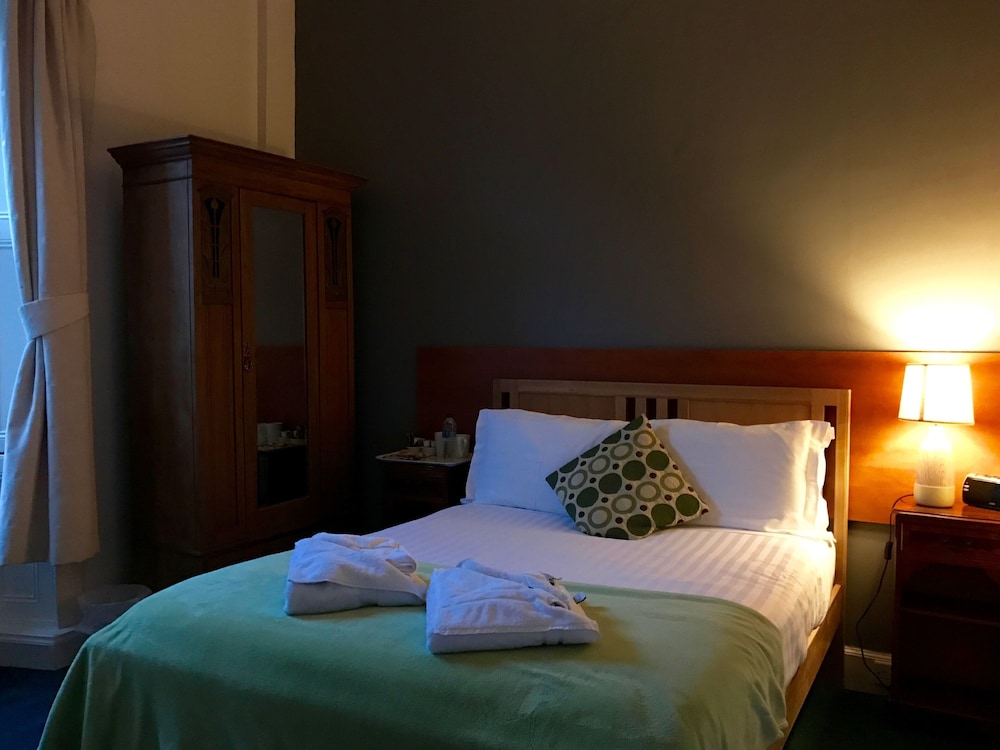 Glenlossie Guest House 9/35