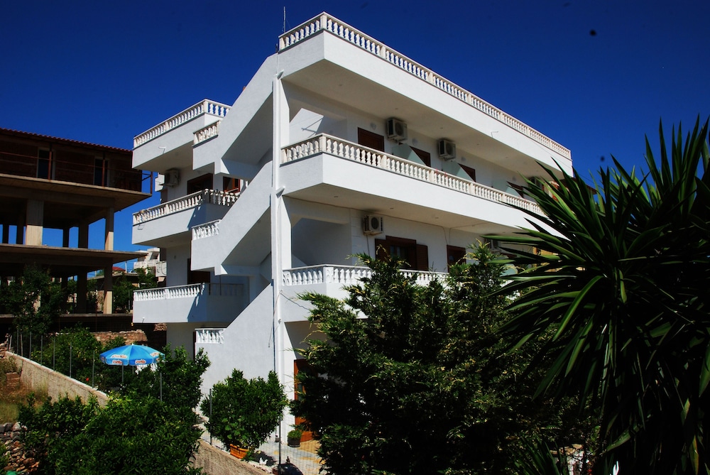 Vila Renato 6/49