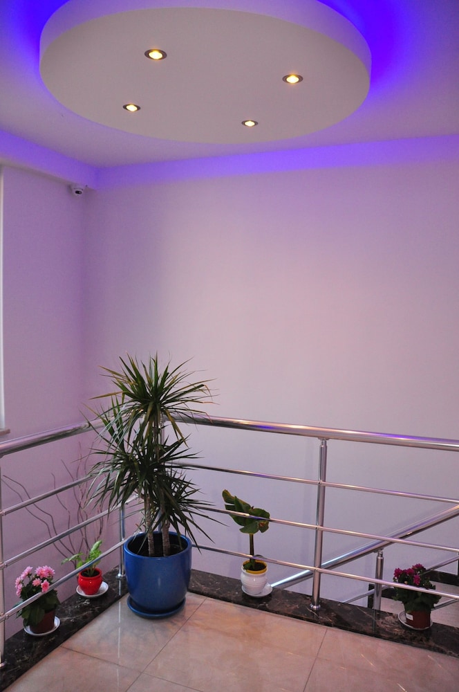 Aura Boutique Hotel 35/49