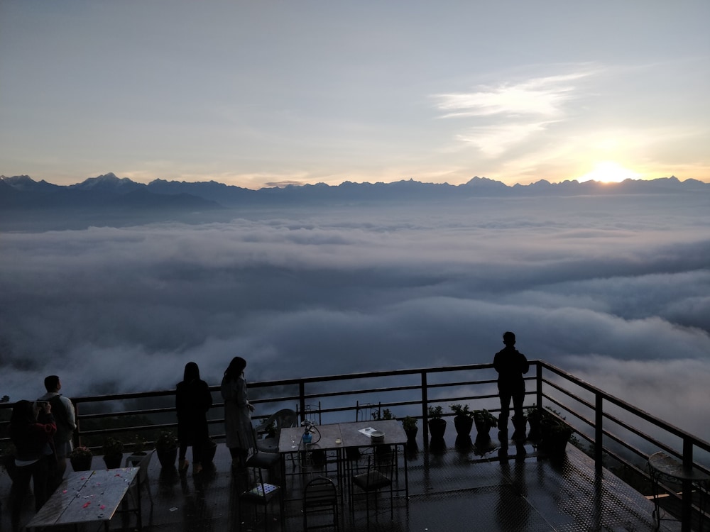 Everest Manla Resort 37/50