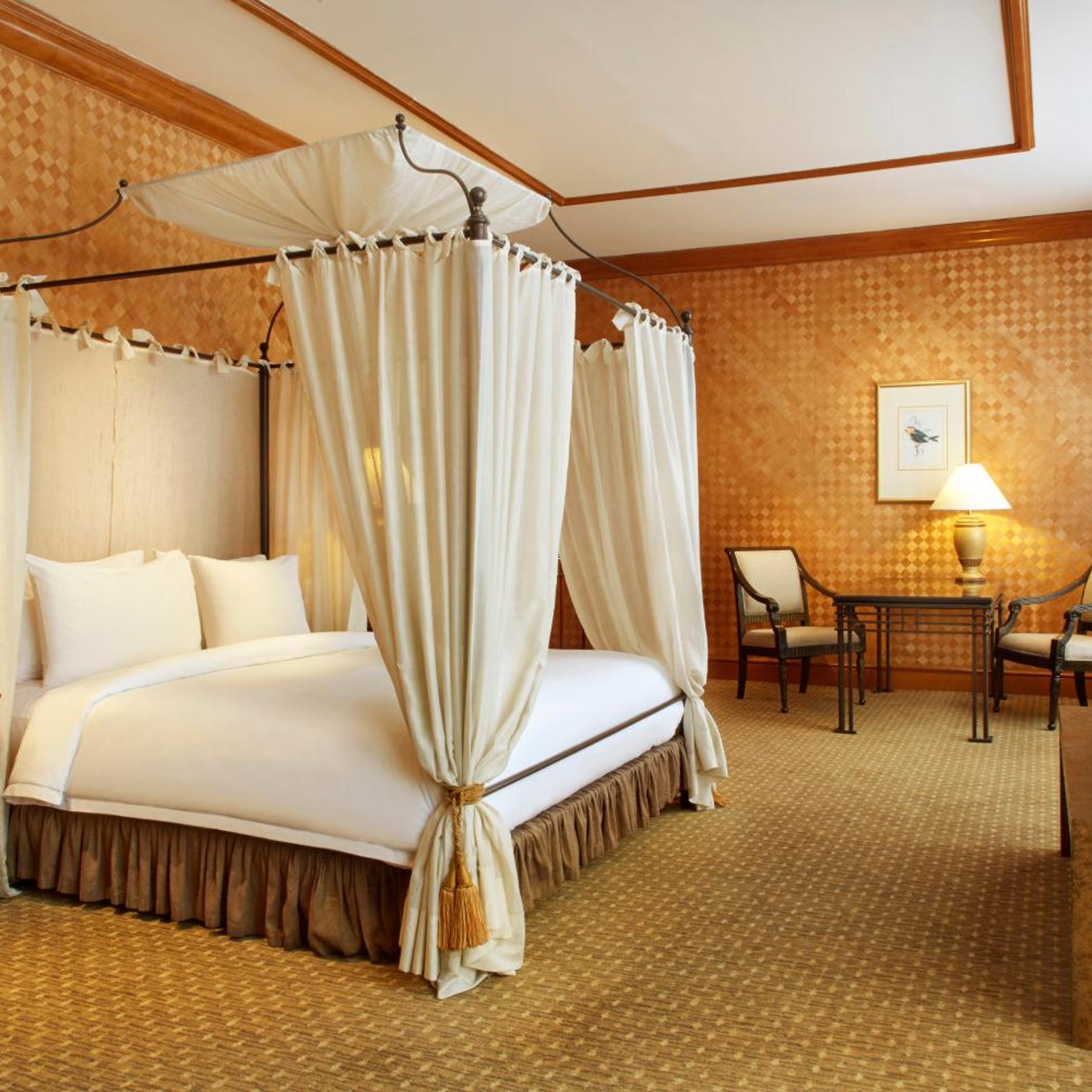 Aryaduta Suite