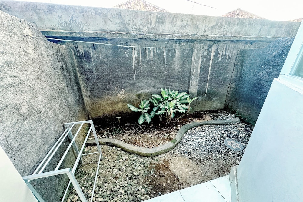 Lembayung Sari Homestay 35/50