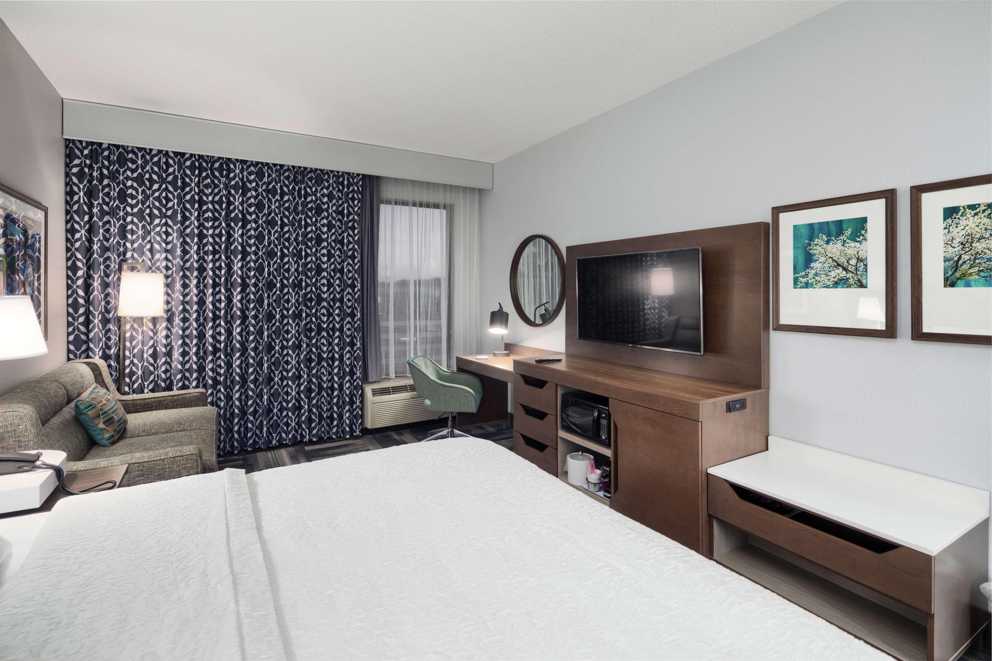 STUDY, KING BED, SOFA