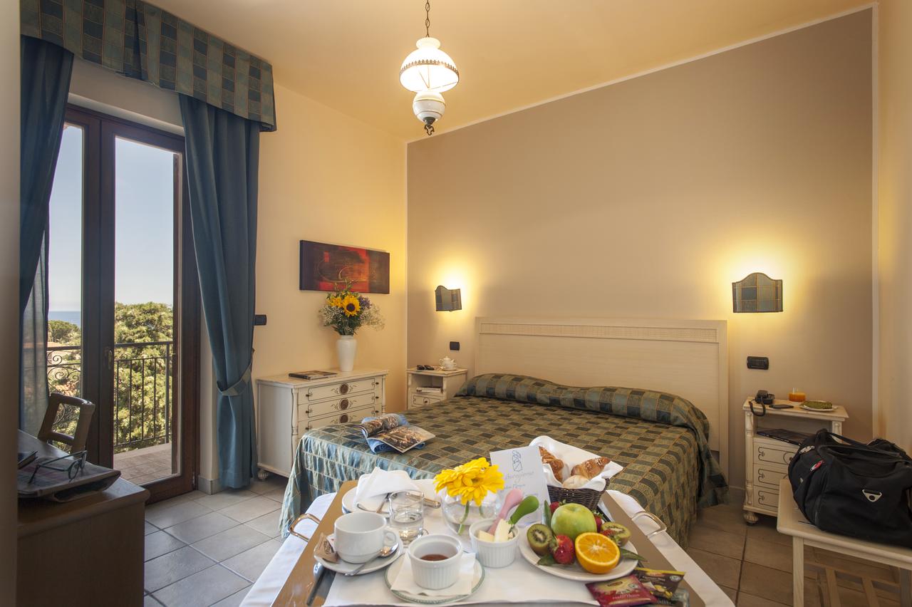 Room, Double Bed, Sea View
