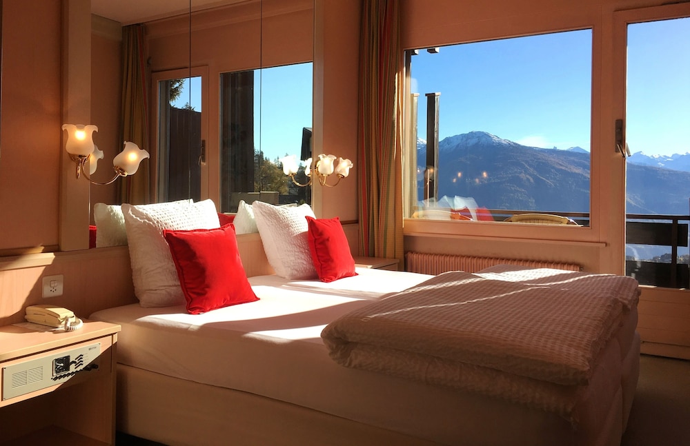 De La Foret Hotel 14/66