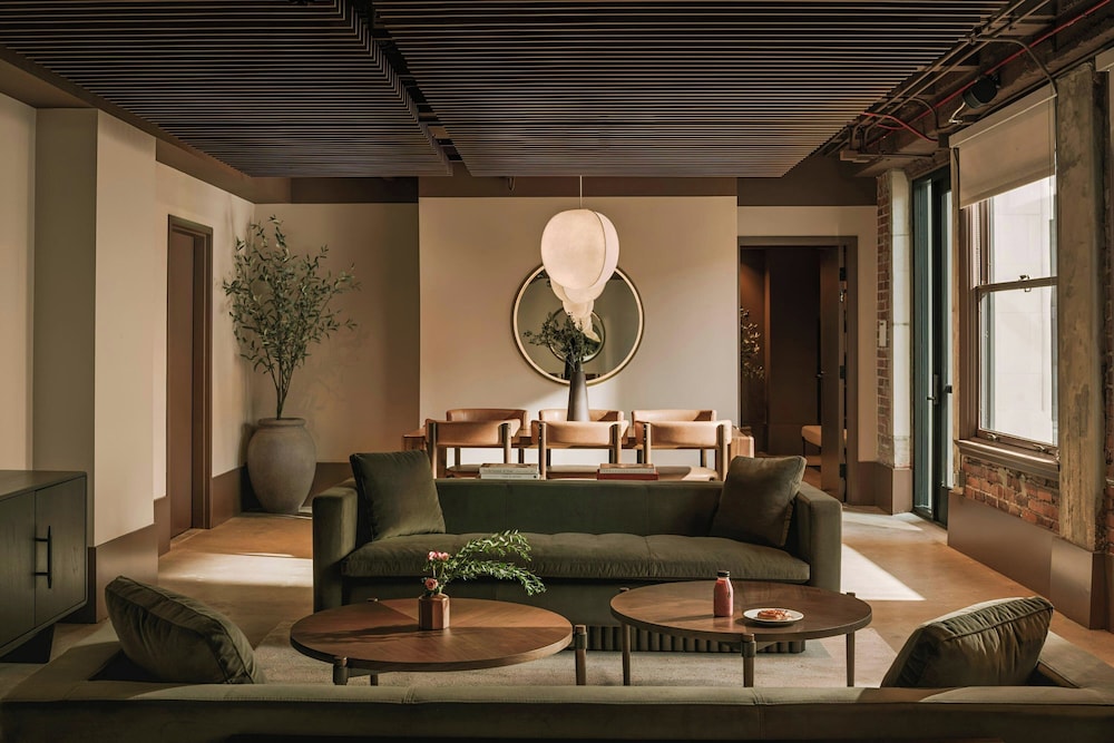 Sonder by Marriott Bonvoy The Winfield Apartments Downtown LA 35/58