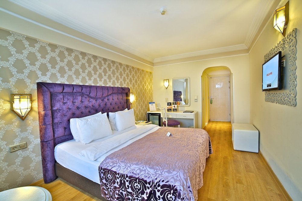 Grand Anka Hotel 16/68