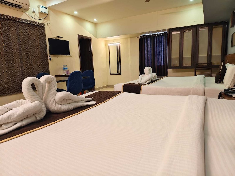 OYO Rooms off Aurobindo Ashram 15/65