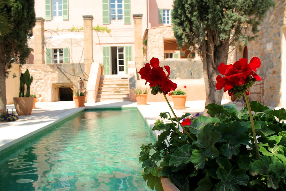 Yartan Boutique Hotel 28/28