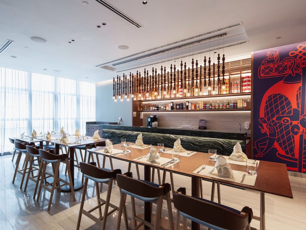 Capri By Fraser, China Square / Singapore 71/83