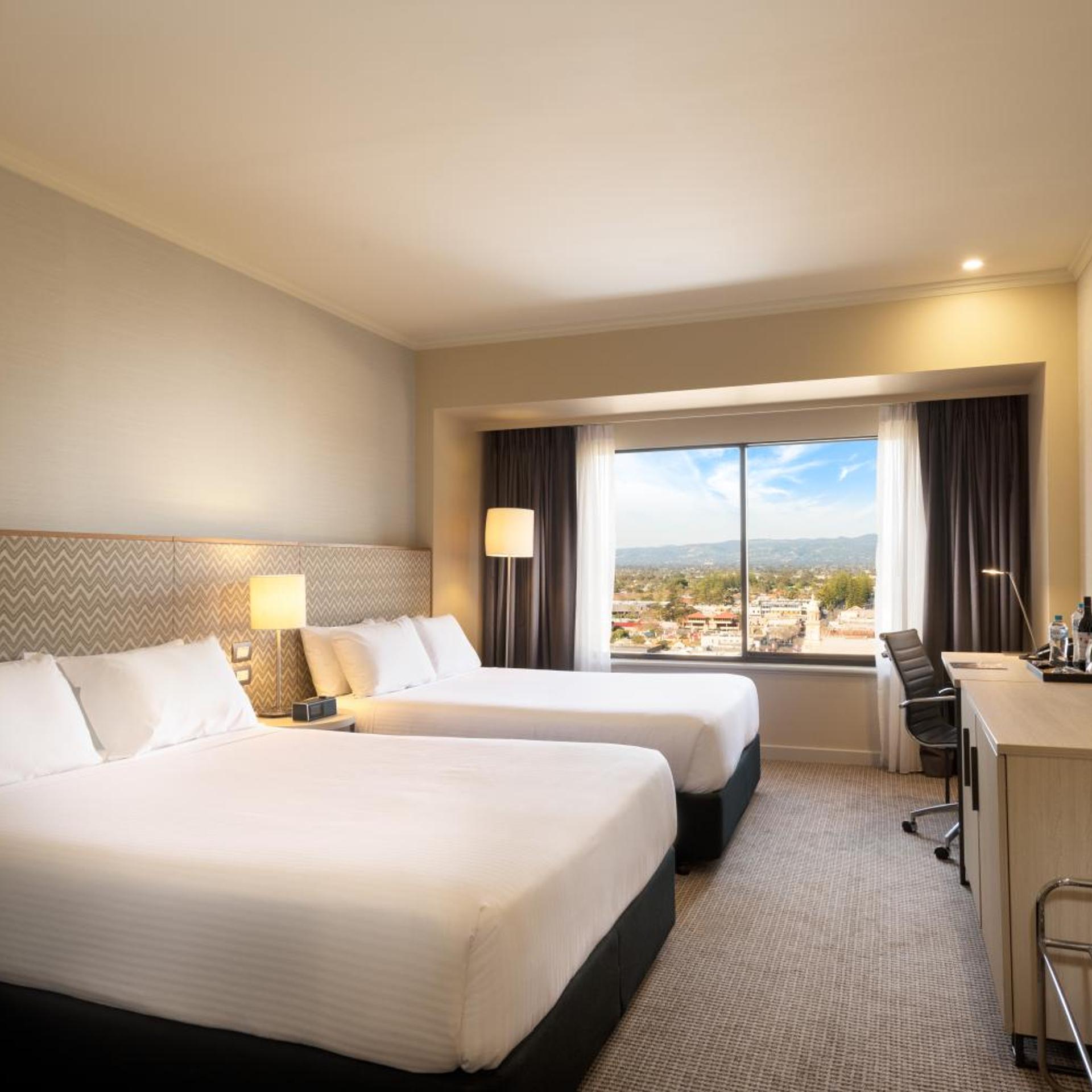 Grand, City, Twin Beds