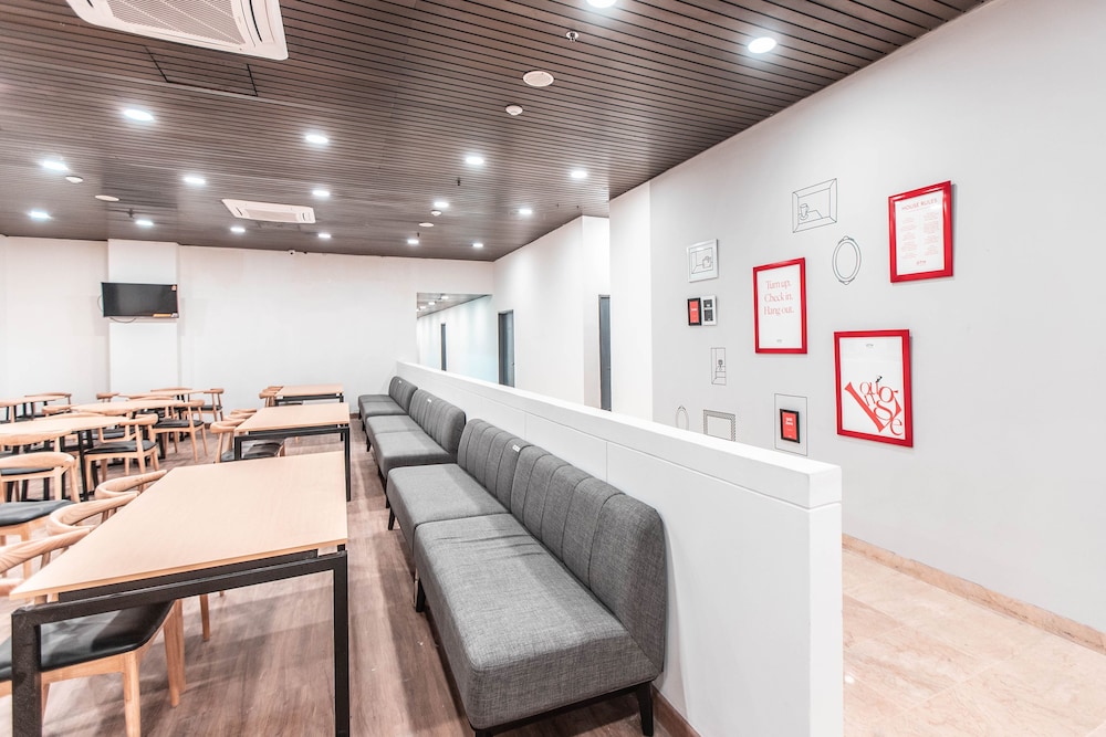 Super OYO Townhouse 1 Hotel Salemba 27/38